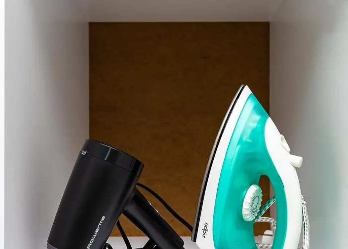 Radiant Retreat - Bright 1bd Haven In By Flat Mаnager شقة *